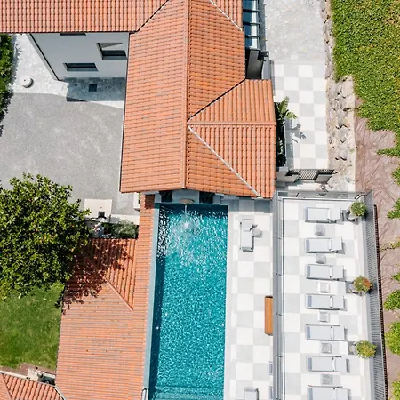 La Gargantiella Onís